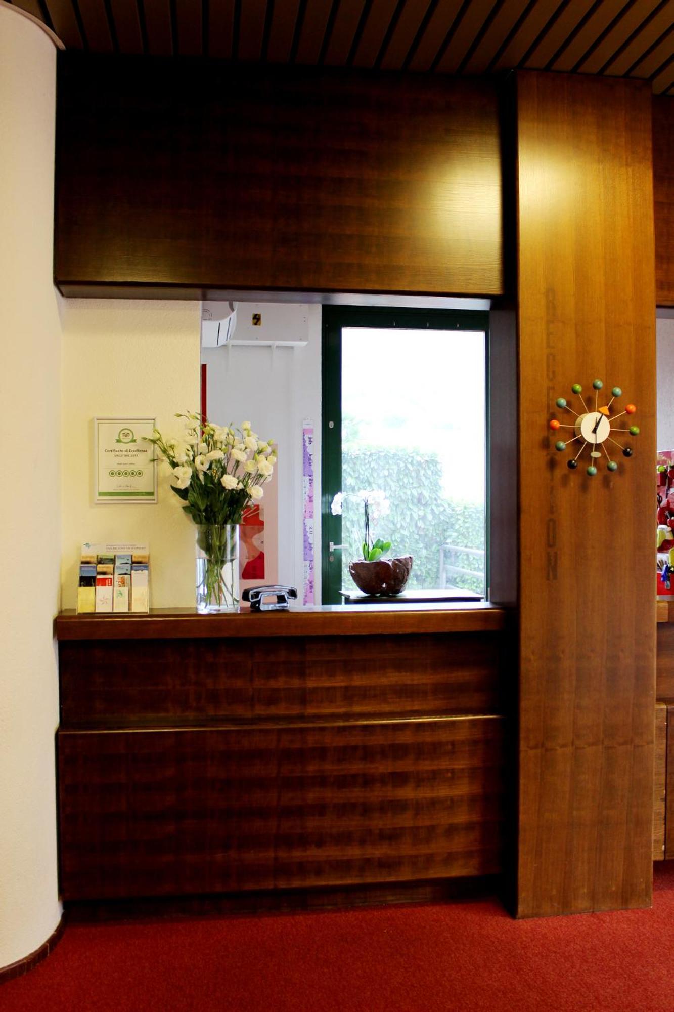 Hotel Garni Centro Chiasso Exterior photo